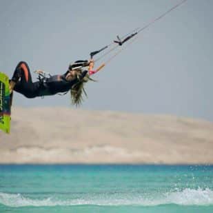 Tricks von'einem Kite-Surfer