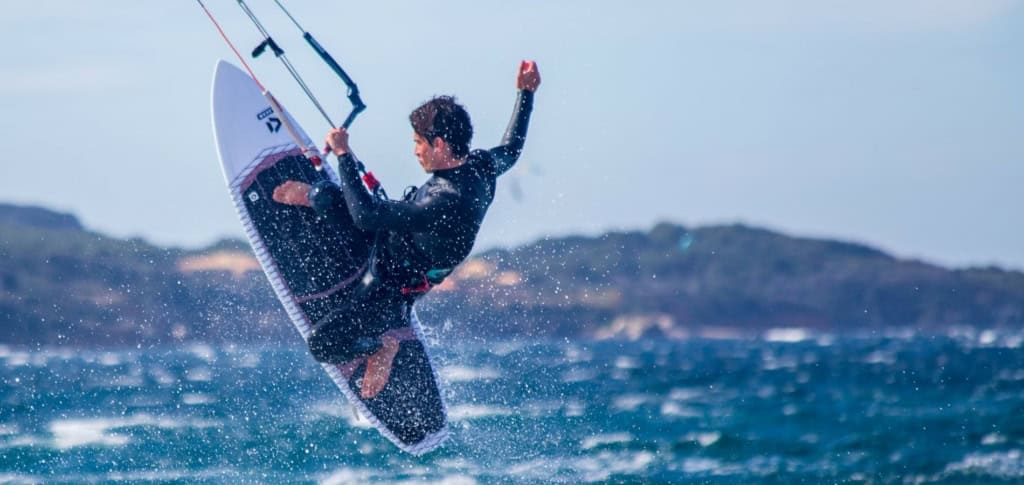 Kitesurf jump Mèze